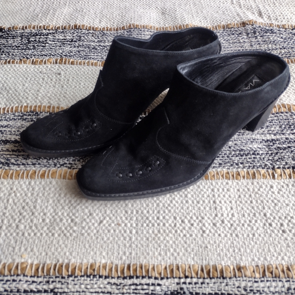 Italian Suede Via Spiga Shoes - Picture 5 of 11